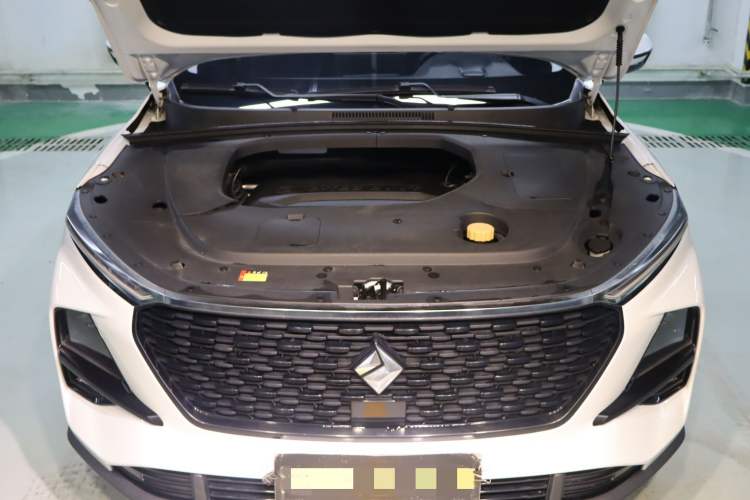 Used Baojun RS-3 2020 1.5L Manual 24-Hour Online Luxury Version Interior 9