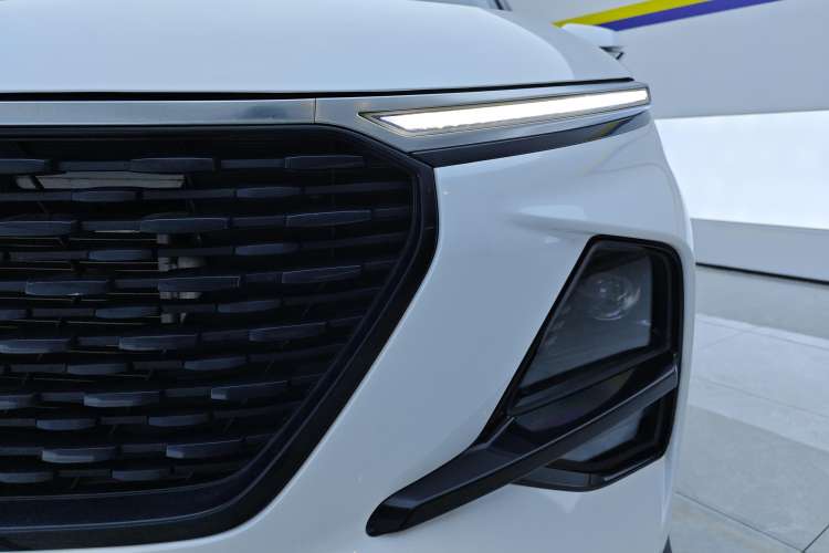 Used Baojun RS-3 2020 1.5L Manual Elite Version with 24-Hour Online Service Left Front Headlight