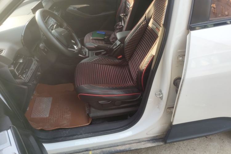 Used Baojun RS-3 2020 1.5L Manual Elite Version with 24-Hour Online Service Left Front Seat