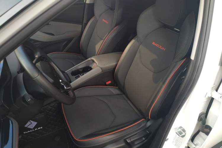 Used Baojun RS-3 2020 1.5L CVT 24-Hour Online Luxury Edition Left Front Seat