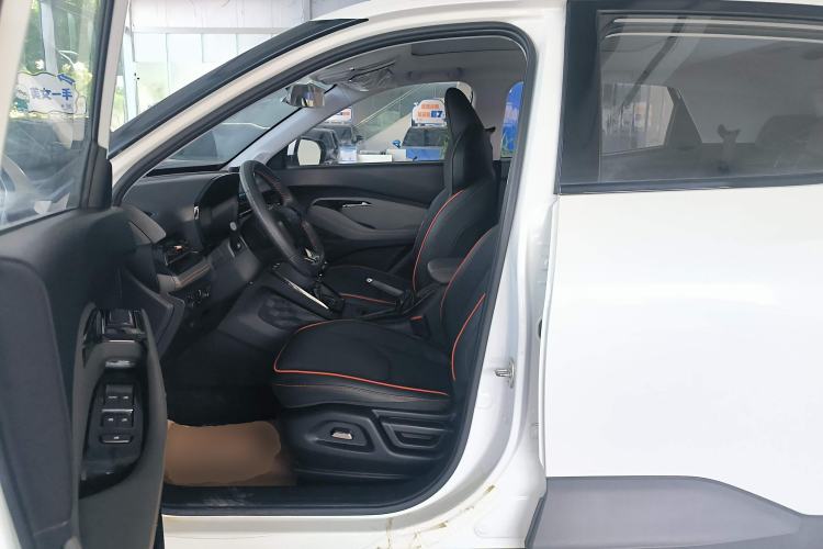 Used Baojun RS-3 2020 1.5L Manual 24-Hour Online Luxury Version Left Front Seat