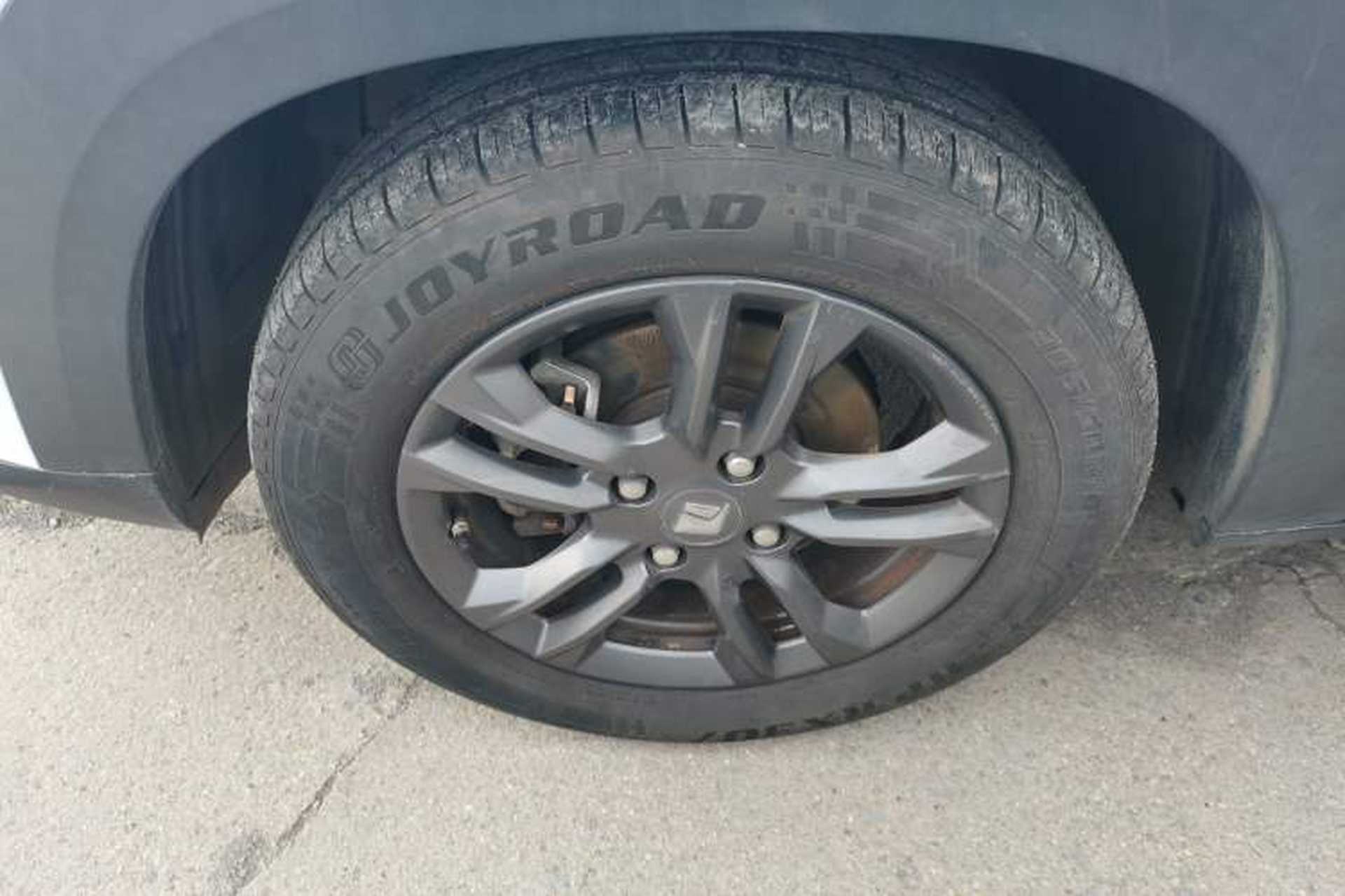 Used Baojun RS-3 2020 1.5L CVT 24-Hour Online Luxury Edition Left Front Wheel Hub