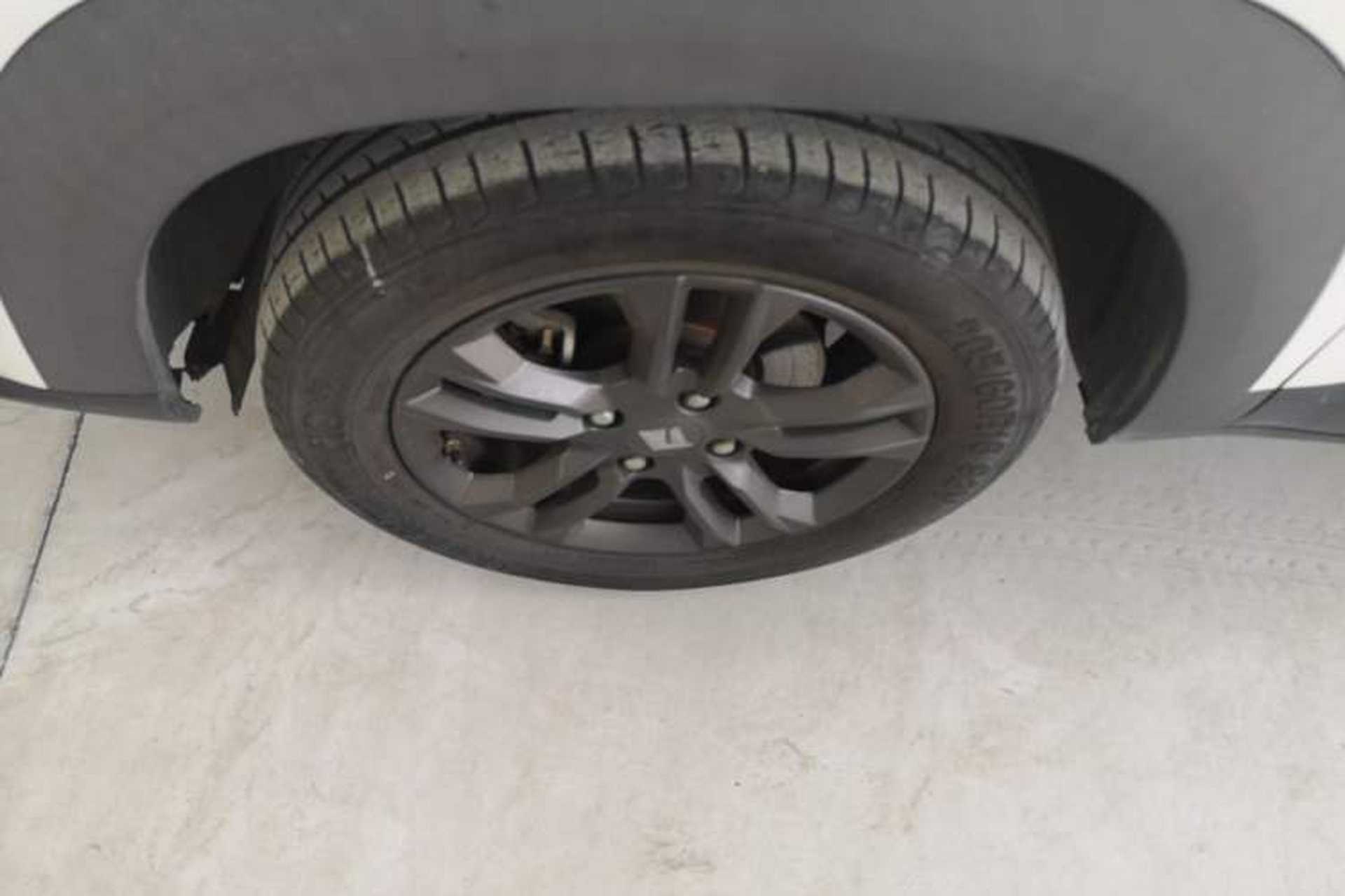 Used Baojun RS-3 2020 1.5L CVT 24-Hour Online Luxury Edition Left Front Wheel Hub