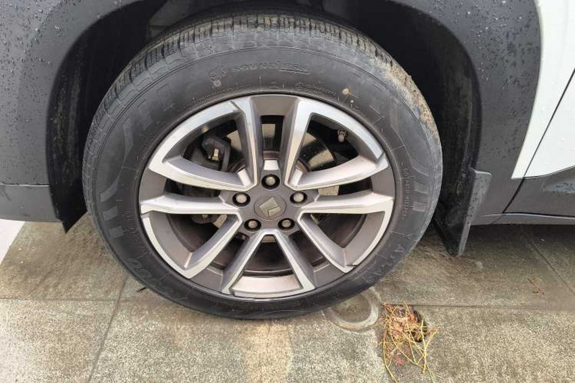 Used Baojun RS-3 2020 1.5T CVT Smart Luxury Edition Left Front Wheel Hub