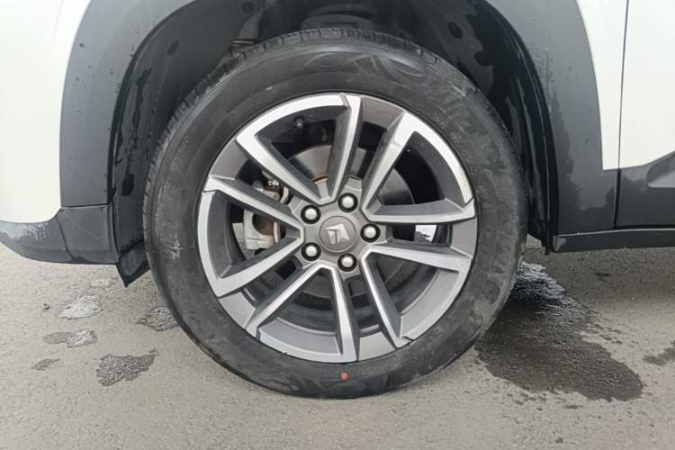 Used Baojun RS-3 2020 1.5T CVT Smart Elite Edition Left Front Wheel Hub