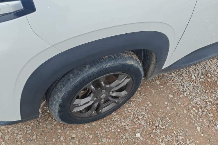 Used Baojun RS-3 2020 1.5L CVT Smart Elite Edition Left Front Wheel Hub