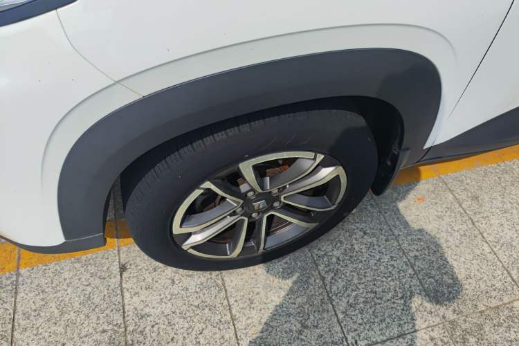 Used Baojun RS-3 2020 1.5T CVT Smart Luxury Edition Left Front Wheel Hub