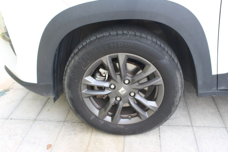 Used Baojun RS-3 2020 1.5L CVT Smart Luxury Edition Left Front Wheel Hub