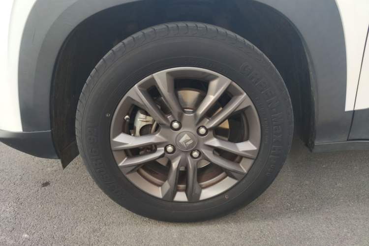 Used Baojun RS-3 2020 1.5L CVT 24-Hour Online Luxury Edition Left Front Wheel Hub