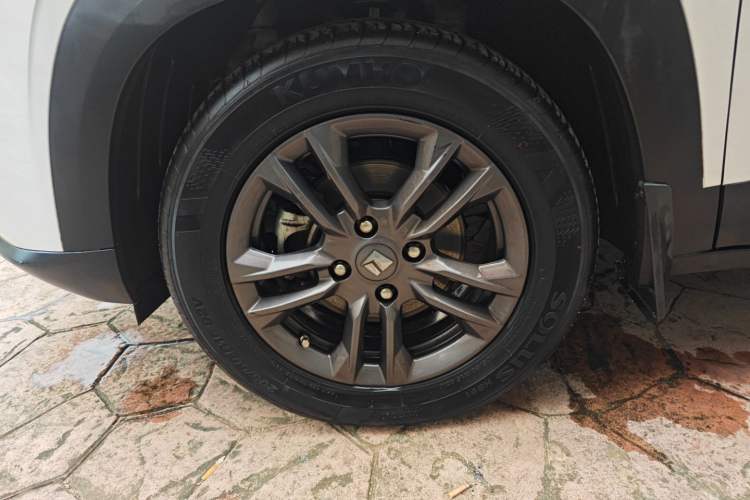 Used Baojun RS-3 2020 1.5L CVT 24-Hour Online Luxury Edition Left Front Wheel Hub