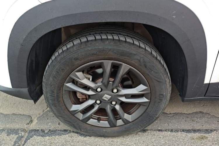Used Baojun RS-3 2020 1.5L Manual Smart Comfort Edition Left Front Wheel Hub