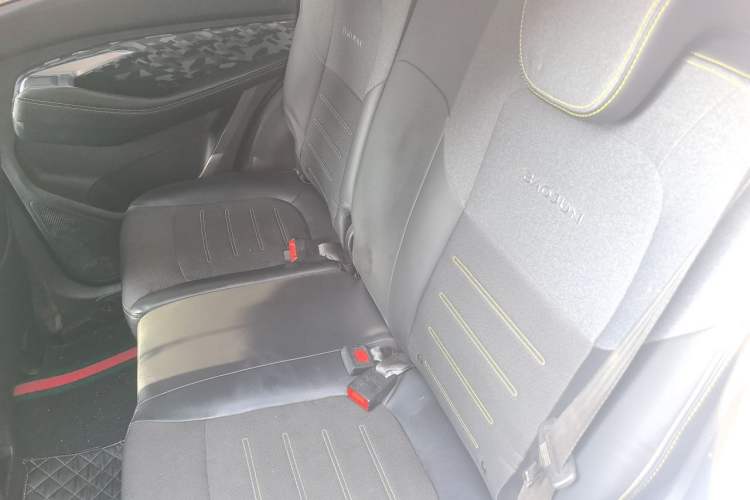 Used Baojun RS-3 2020 1.5L CVT Elite Version with 24-Hour Online Service Left Rear Seat