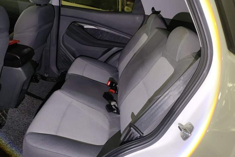 Used Baojun RS-3 2020 1.5L Manual Smart Comfort Edition Left Rear Seat