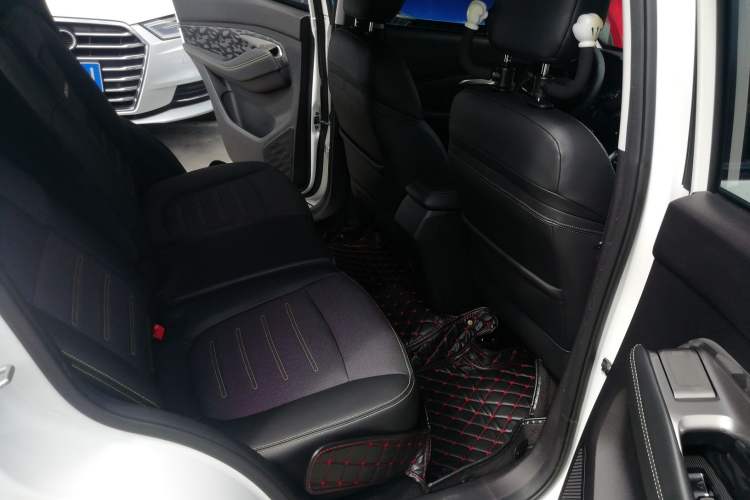 Used Baojun RS-3 2020 1.5L Manual Elite Version with 24-Hour Online Service Left Rear Seat