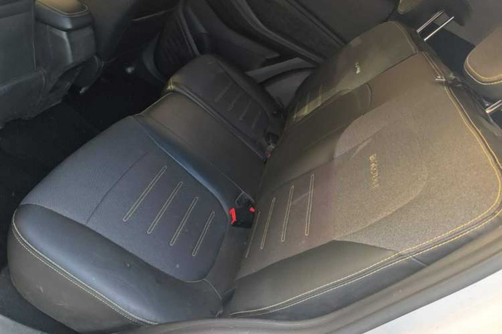 Used Baojun RS-3 2020 1.5L Manual Elite Version with 24-Hour Online Service Left Rear Seat