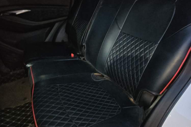 Used Baojun RS-3 2020 1.5L Manual Smart Elite Edition Left Rear Seat
