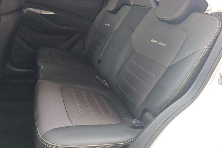 Used Baojun RS-3 2020 1.5L CVT Elite Version with 24-Hour Online Service Left Rear Seat
