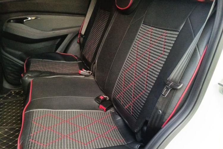 Used Baojun RS-3 2020 1.5L Manual 24-Hour Online Luxury Version Left Rear Seat
