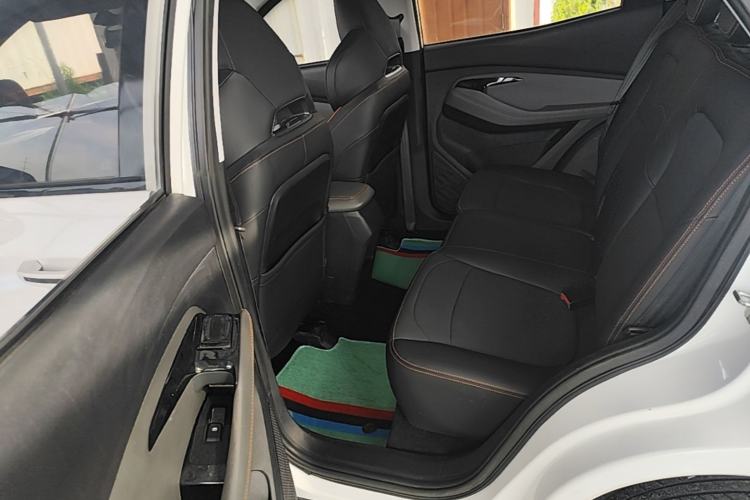Used Baojun RS-3 2020 1.5L Manual 24-Hour Online Luxury Version Left Rear Seat