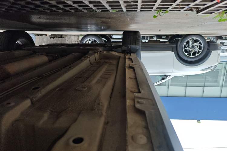 Used Baojun RS-3 2020 1.5L CVT 24-Hour Online Luxury Edition Left Side Sill