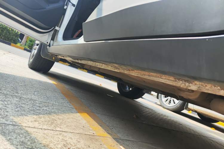 Used Baojun RS-3 2020 1.5T CVT Smart Luxury Edition Left Side Sill