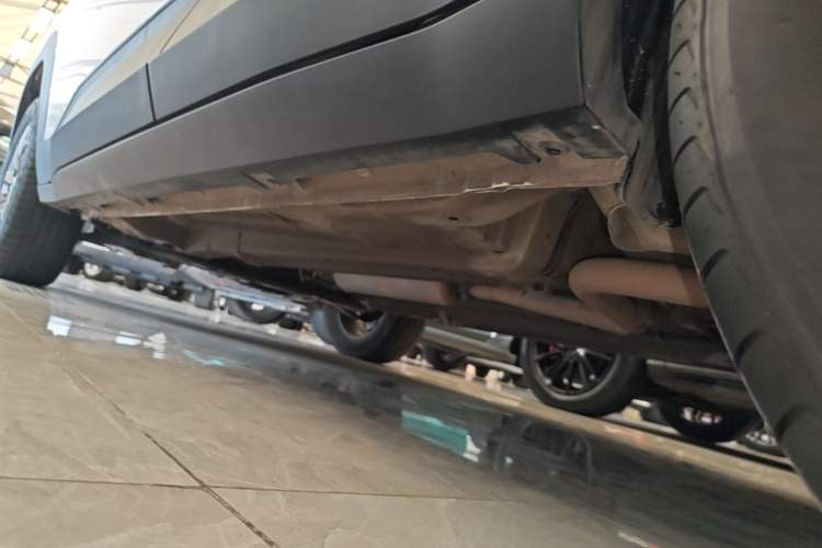 Used Baojun RS-3 2020 1.5L CVT Smart Elite Edition Left Side Sill