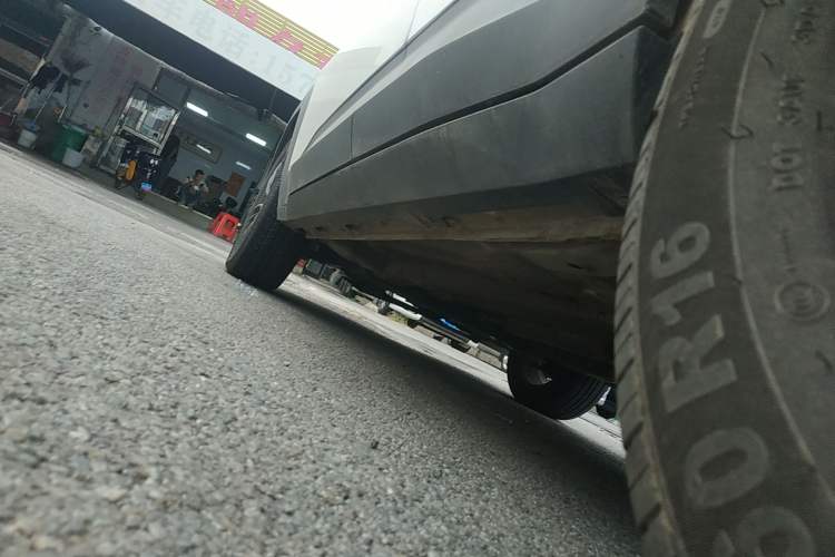 Used Baojun RS-3 2020 1.5L CVT Smart Luxury Edition Left Side Sill