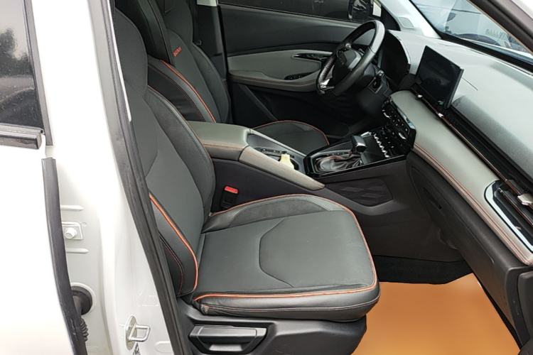 Used Baojun RS-3 2020 1.5L CVT 24-Hour Online Luxury Edition Right Front Seat