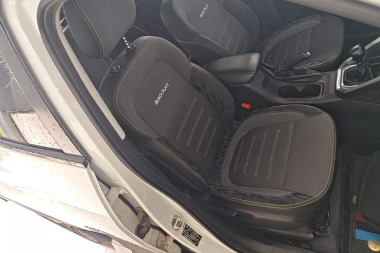 Used Baojun RS-3 2020 1.5L Manual Smart Elite Edition Right Front Seat