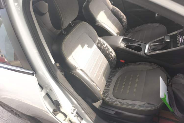 Used Baojun RS-3 2020 1.5L CVT Smart Elite Edition Right Front Seat