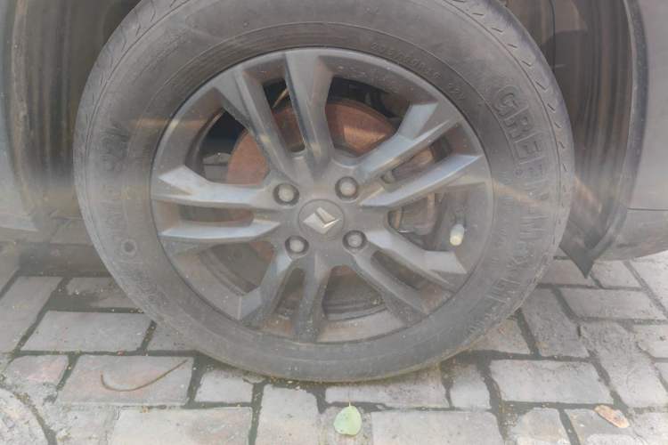 Used Baojun RS-3 2020 1.5L Manual Smart Elite Edition Right Front Wheel Hub
