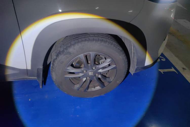 Used Baojun RS-3 2020 1.5L Manual Smart Luxury Edition Right Front Wheel Hub
