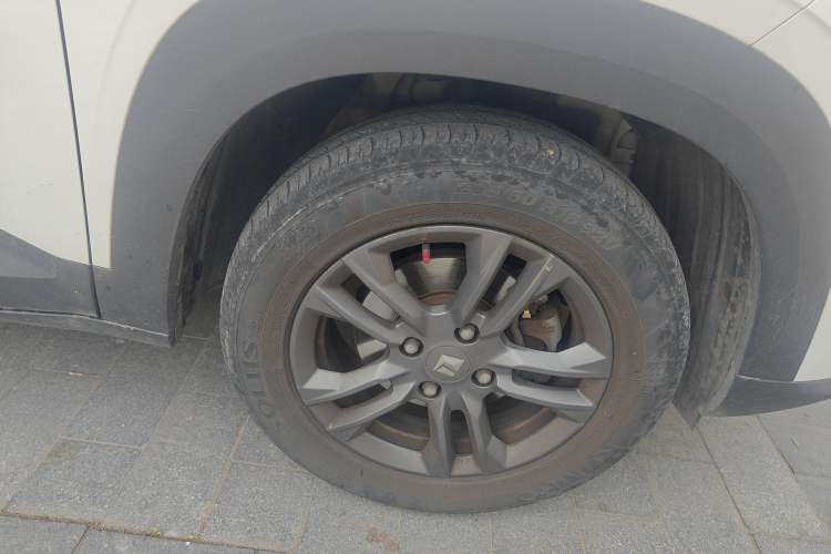 Used Baojun RS-3 2020 1.5L Manual Elite Version with 24-Hour Online Service Right Front Wheel Hub