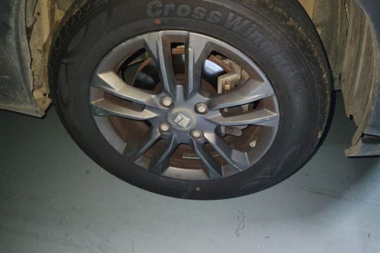 Used Baojun RS-3 2020 1.5L CVT 24-Hour Online Luxury Edition Right Front Wheel Hub