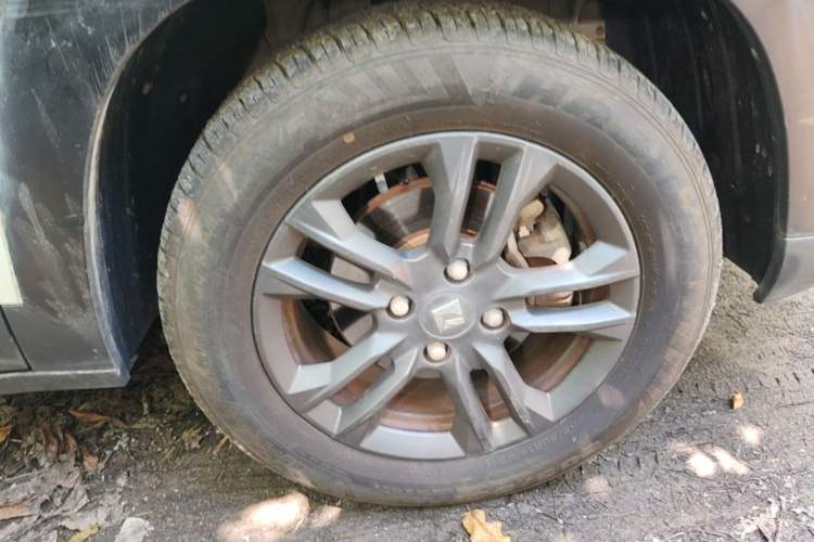 Used Baojun RS-3 2020 1.5L Manual Smart Elite Edition Right Front Wheel Hub