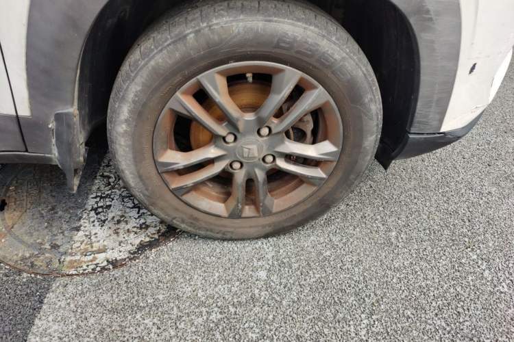Used Baojun RS-3 2020 1.5L Manual 24-Hour Online Luxury Version Right Front Wheel Hub