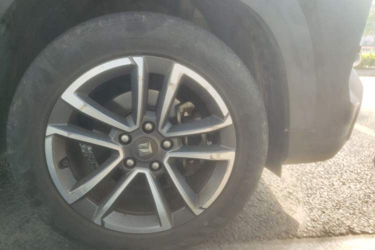 Used Baojun RS-3 2020 1.5T CVT Smart Luxury Edition Right Front Wheel Hub