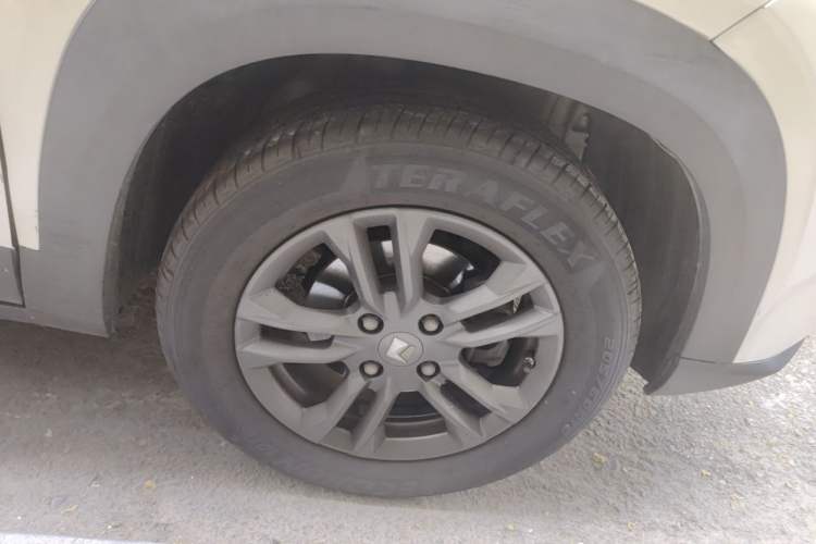 Used Baojun RS-3 2020 1.5L Manual 24-Hour Online Luxury Version Right Front Wheel Hub