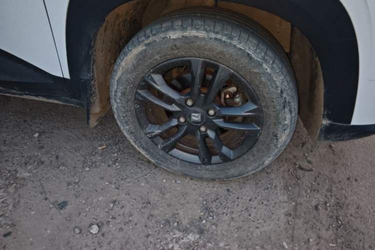 Used Baojun RS-3 2020 1.5L Manual Smart Elite Edition Right Front Wheel Hub