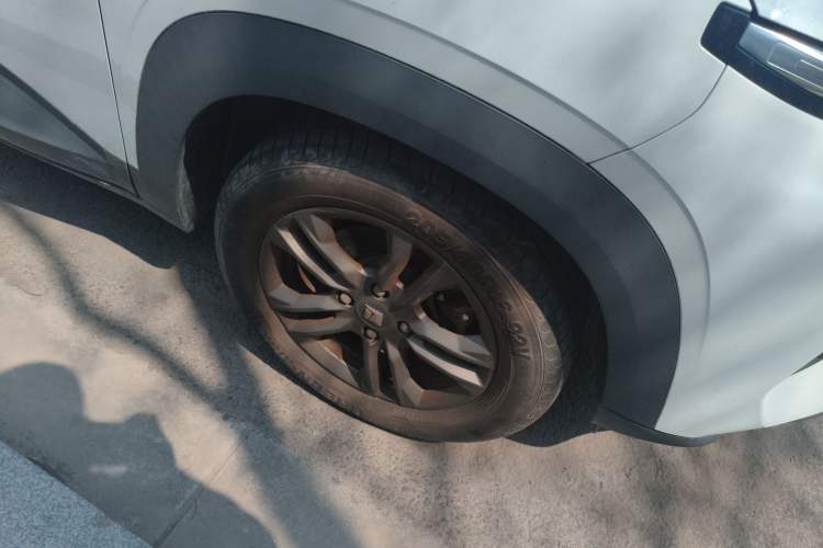 Used Baojun RS-3 2020 1.5L Manual Smart Elite Edition Right Front Wheel Hub