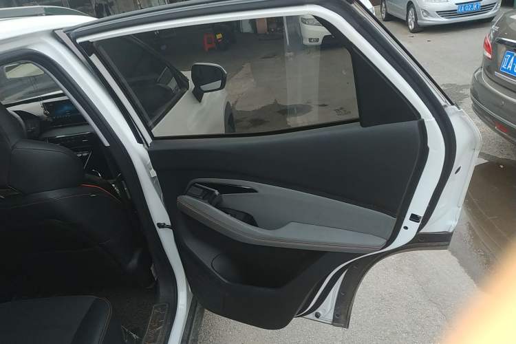 Used Baojun RS-3 2020 1.5L CVT Smart Luxury Edition Right Rear Door Interior