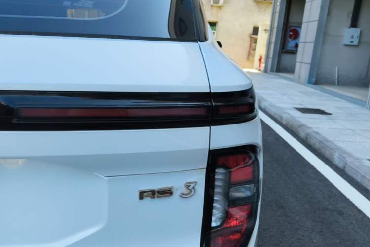 Used Baojun RS-3 2020 1.5L CVT Smart Luxury Edition Right Rear Taillight