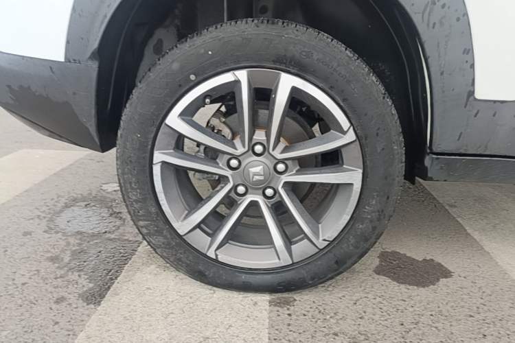 Used Baojun RS-3 2020 1.5T CVT Smart Elite Edition Right Rear Wheel Hub