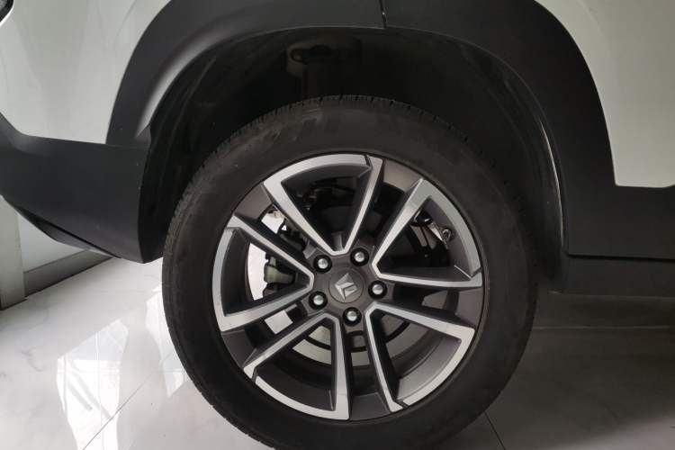 Used Baojun RS-3 2020 1.5T CVT Smart Luxury Edition Right Rear Wheel Hub
