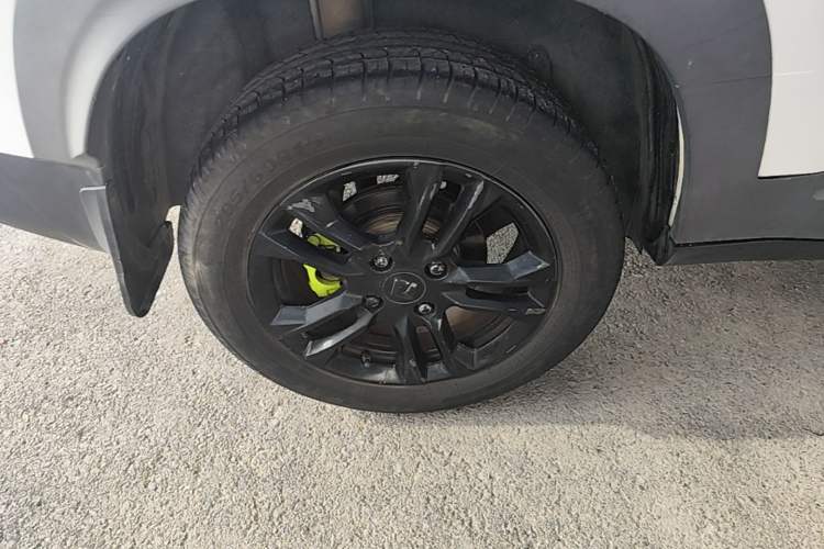 Used Baojun RS-3 2020 1.5L Manual 24-Hour Online Luxury Version Right Rear Wheel Hub