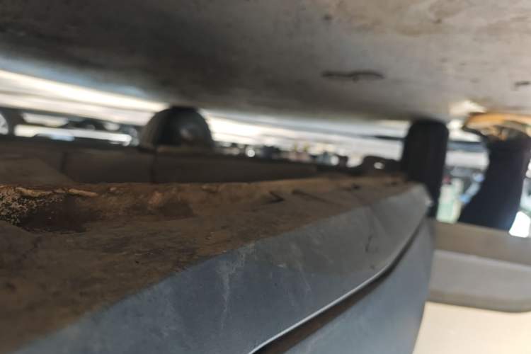 Used Baojun RS-3 2020 1.5L Manual Elite Version with 24-Hour Online Service Right Side Sill