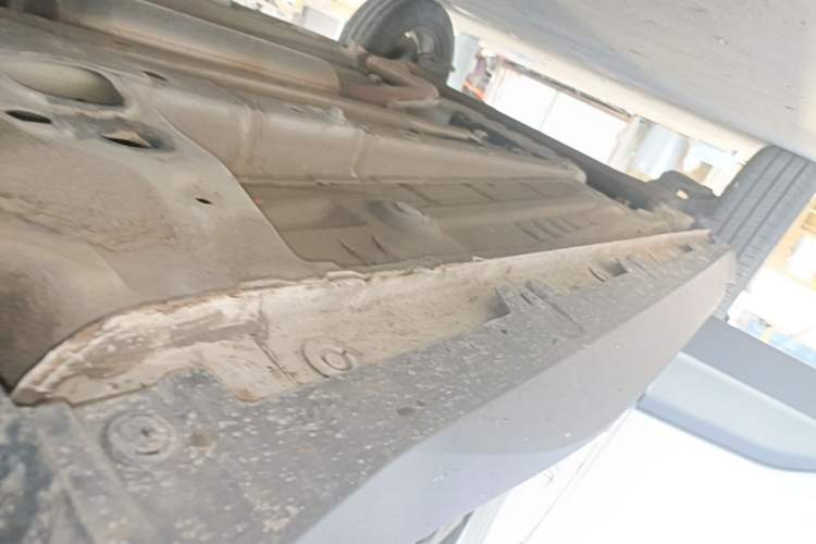 Used Baojun RS-3 2020 1.5L CVT Smart Elite Edition Right Side Sill