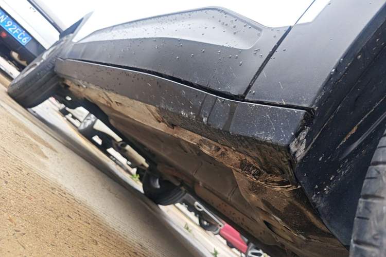 Used Baojun RS-3 2020 1.5L CVT 24-Hour Online Luxury Edition Right Side Sill