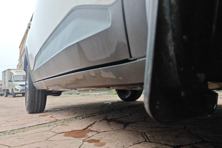 Used Baojun RS-3 2020 1.5L CVT 24-Hour Online Luxury Edition Right Side Sill