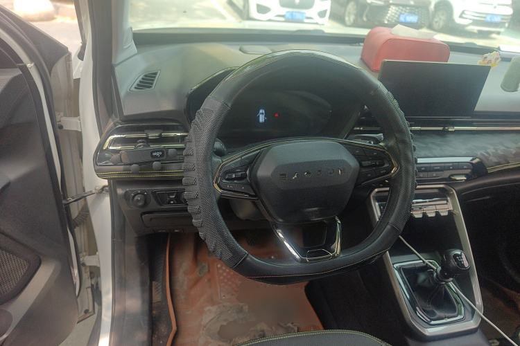 Used Baojun RS-3 2020 1.5L Manual Elite Version with 24-Hour Online Service Steering Wheel